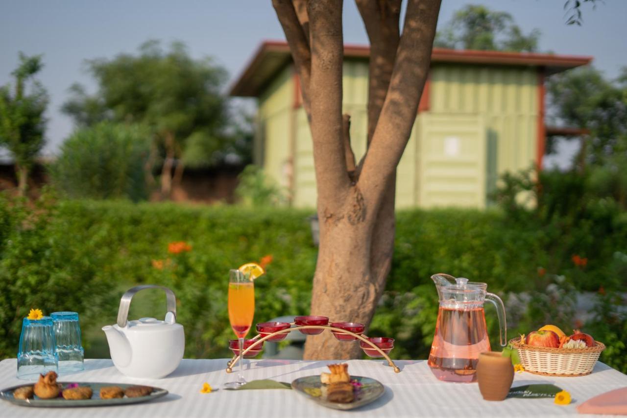 Hotel Tree Of Life Ecotainers Agra Agra  Exterior foto